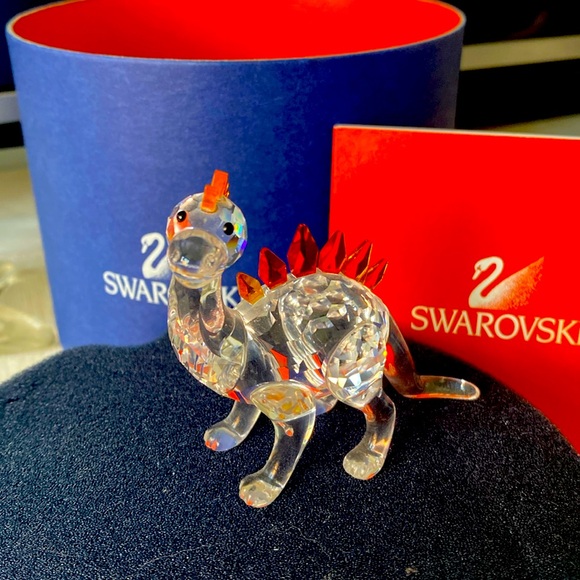 Swarovski | Accents | Swarovski Crystal Dinosaur In Full Set